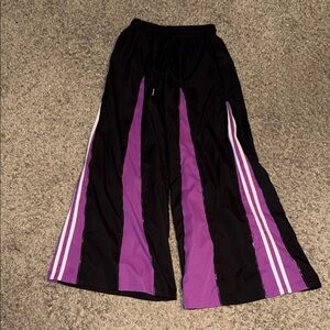 🖤NWOT TEMU BLK/PURPLE/WHT WIDE LEG RAVER PANTS SIZE S🖤